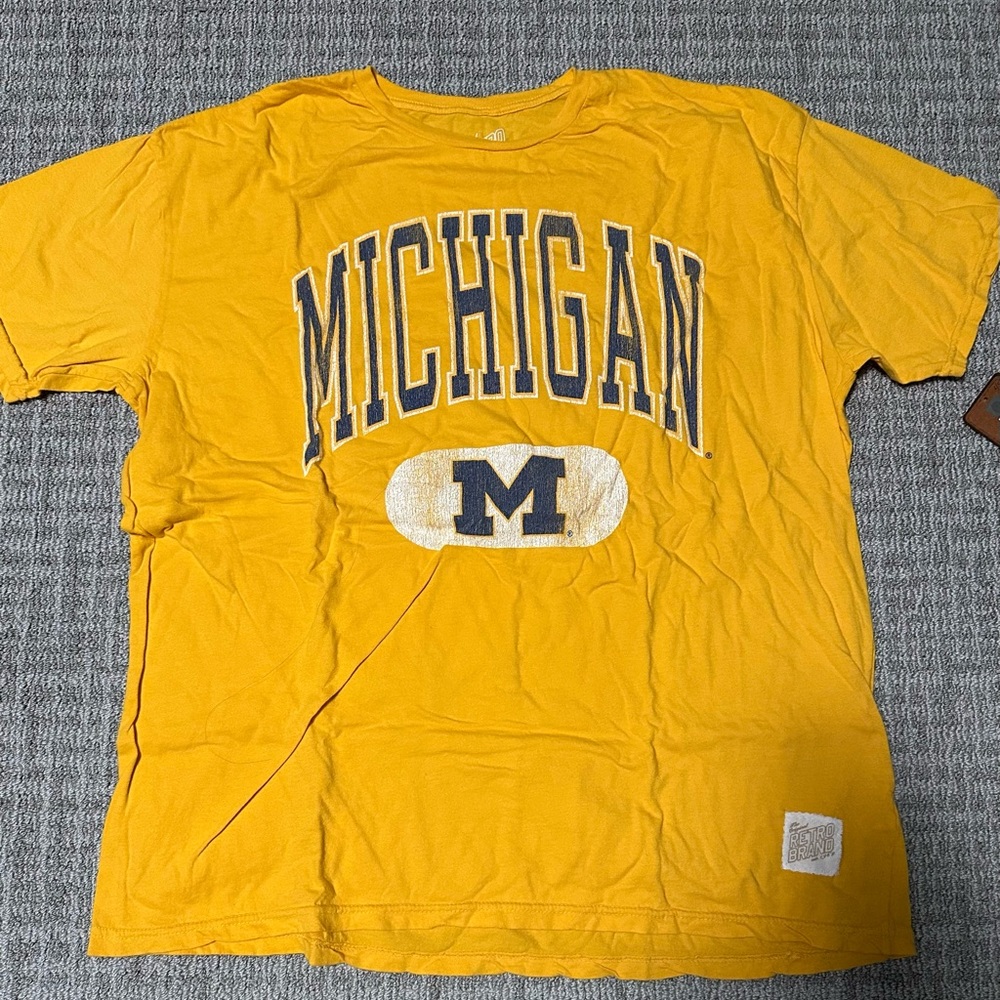 NWT - Vintage Yellow Michigan T-Shirt Men’s size XL